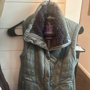 Prana vest size small